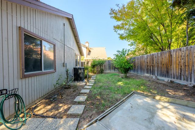 146 Mint Leaf Way, Sacramento, CA 95838