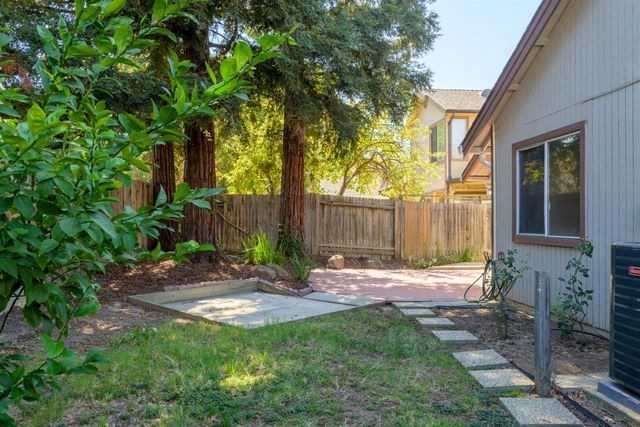146 Mint Leaf Way, Sacramento, CA 95838