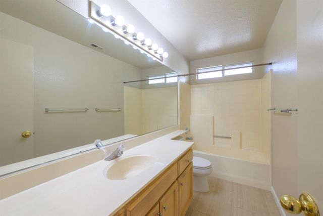 146 Mint Leaf Way, Sacramento, CA 95838