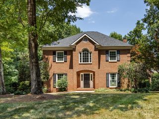 9413 Tillot Drive, Matthews, NC 28105