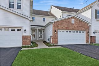 1488 Yosemite Circle, Crystal Lake, IL 60014