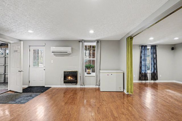 634 Bobbitt Rd, Ashland City, TN 37015