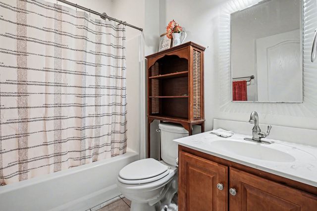 634 Bobbitt Rd, Ashland City, TN 37015