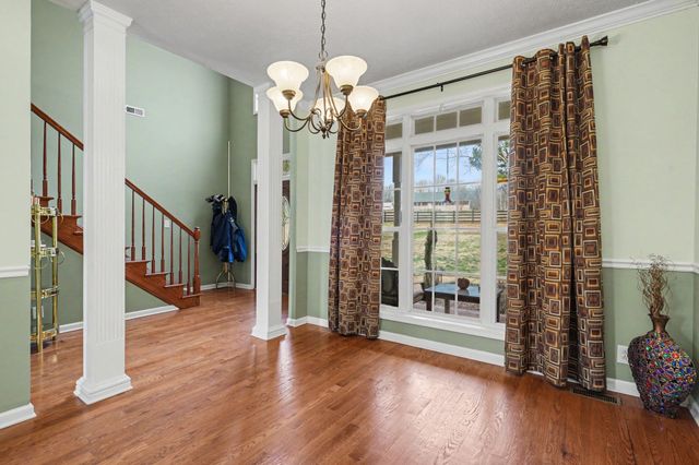 634 Bobbitt Rd, Ashland City, TN 37015