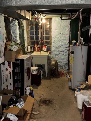 5446 Rosetta St, Garfield, PA 15206