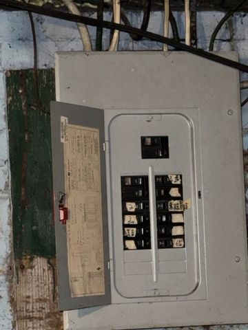 5446 Rosetta St, Garfield, PA 15206