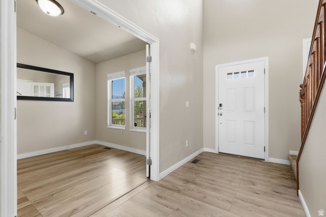 2068 W 1500 S, Woods Cross, UT 84087