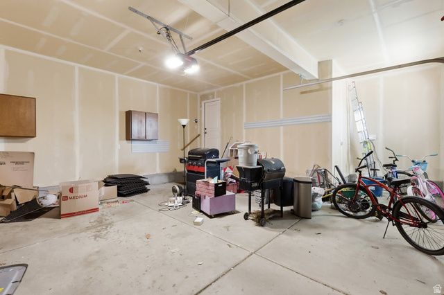 2068 W 1500 S, Woods Cross, UT 84087