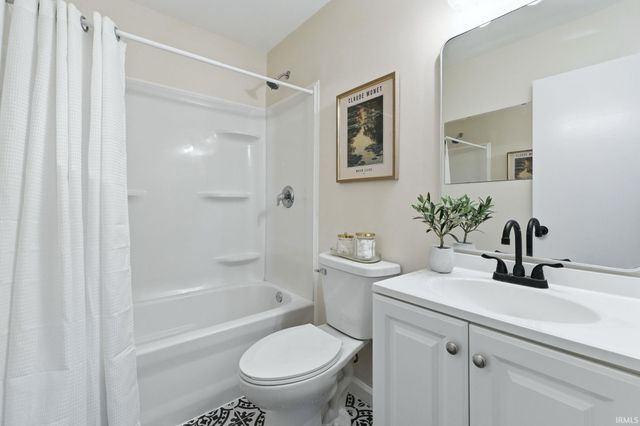 3900 N Salem Road, Decatur, IN 46733