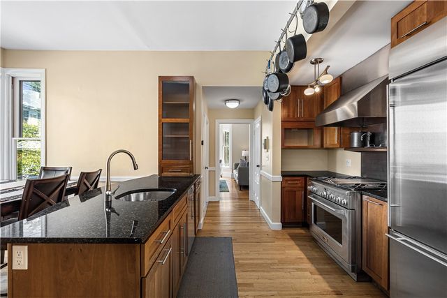 370 Thayer Street 4, Providence, RI 02906