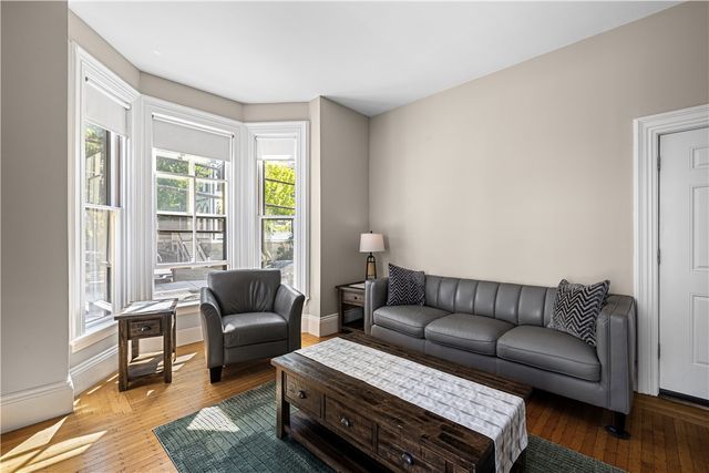 370 Thayer Street 4, Providence, RI 02906