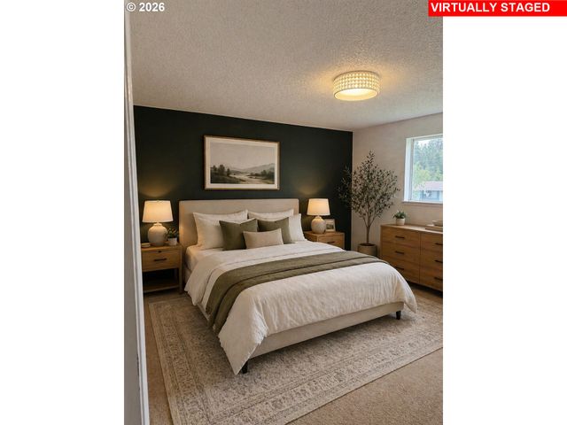 5590 S SHORE Dr S, Florence, OR 97439