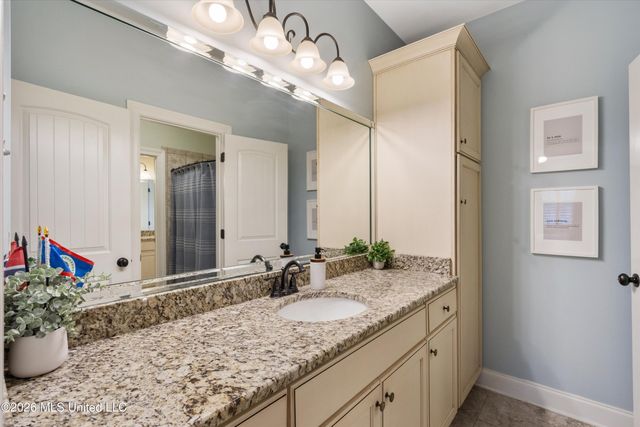 13833 Valley Oaks Drive, Olive Branch, MS 38654