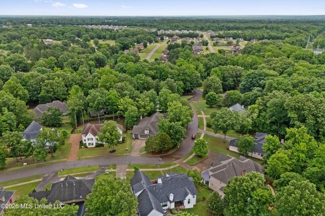13833 Valley Oaks Drive, Olive Branch, MS 38654
