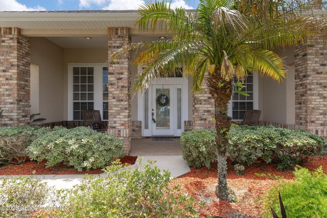 2553 Woodfield Circle, Melbourne, FL 32904