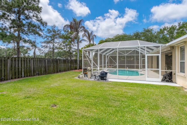 2553 Woodfield Circle, Melbourne, FL 32904