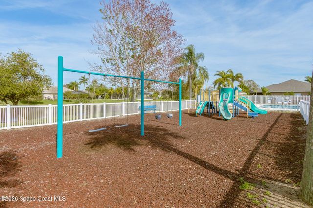 2553 Woodfield Circle, Melbourne, FL 32904