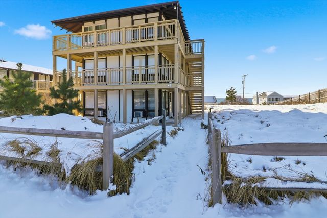 169 Shore Rd 15, Truro, MA 02652