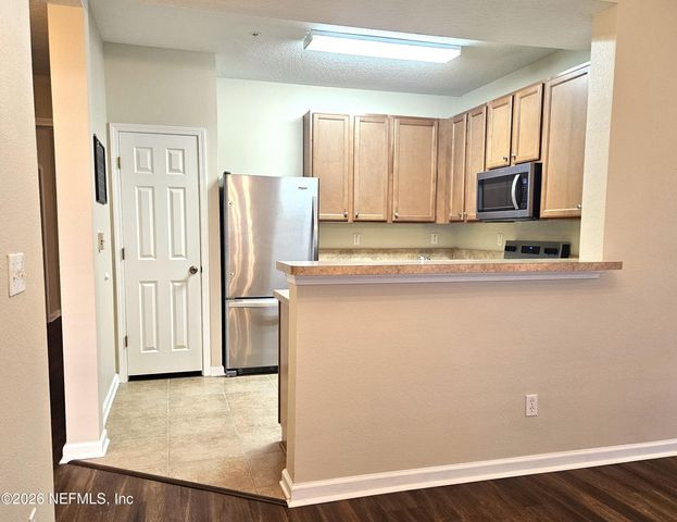 575 E OAKLEAF PLANTATION Parkway 1208, Orange Park, FL 32065