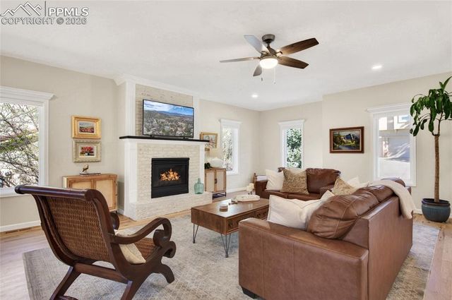 6265 Spurwood Drive, Colorado Springs, CO 80918