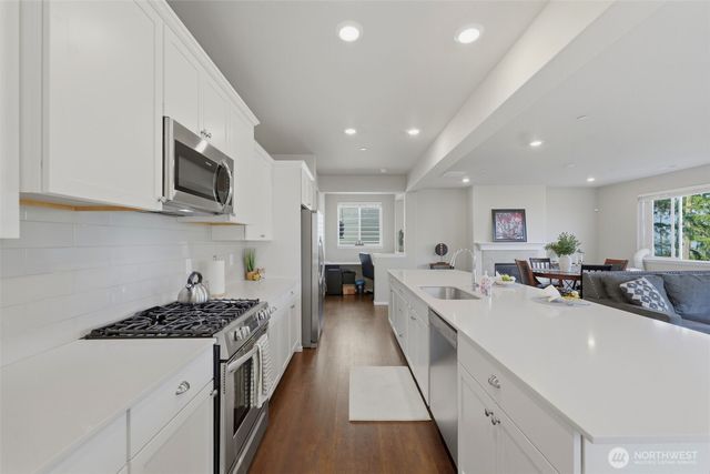 1018 Timberline Avenue, Bremerton, WA 98312