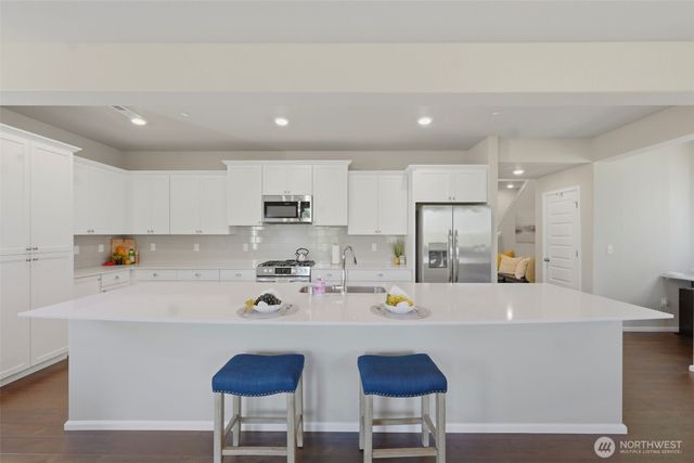 1018 Timberline Avenue, Bremerton, WA 98312