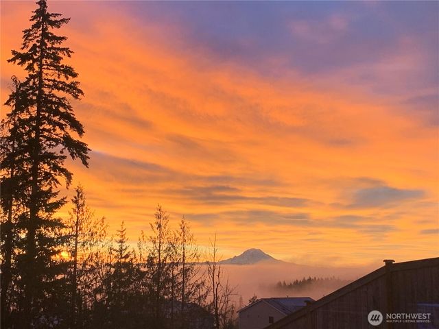 1018 Timberline Avenue, Bremerton, WA 98312