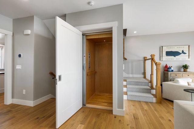 36 Little Bay Drive, Dover, NH 03820