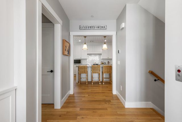 36 Little Bay Drive, Dover, NH 03820