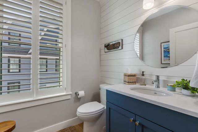 36 Little Bay Drive, Dover, NH 03820