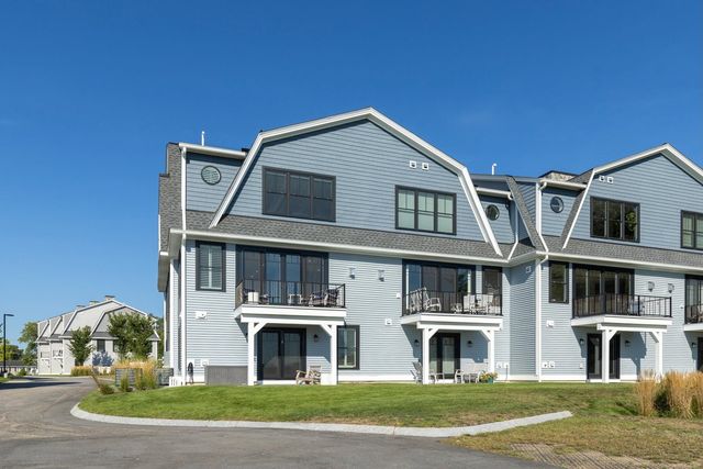 36 Little Bay Drive, Dover, NH 03820