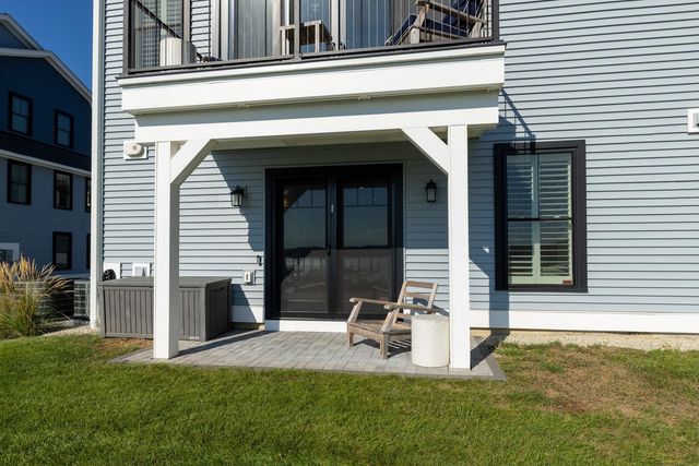 36 Little Bay Drive, Dover, NH 03820