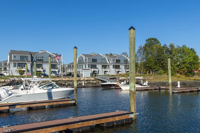 36 Little Bay Drive, Dover, NH 03820