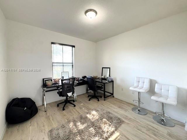 15650 SW 136th St 101, Miami, FL 33196
