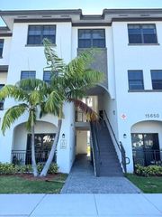 15650 SW 136th St 101, Miami, FL 33196