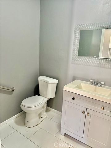 470 W Jackson, Rialto, CA 92376