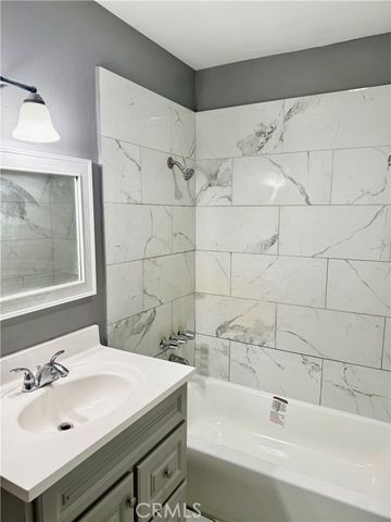 470 W Jackson, Rialto, CA 92376