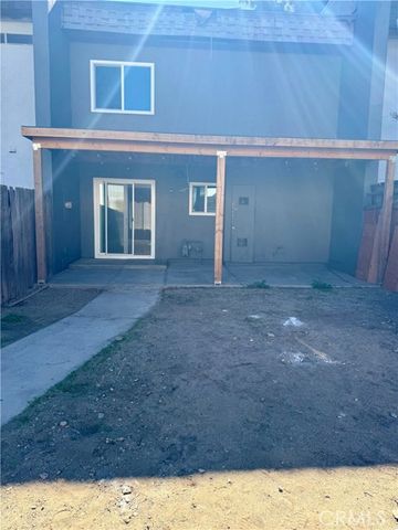 470 W Jackson, Rialto, CA 92376