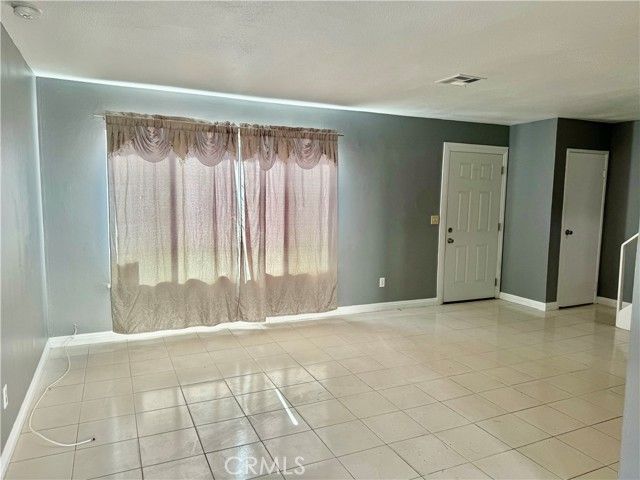 470 W Jackson, Rialto, CA 92376