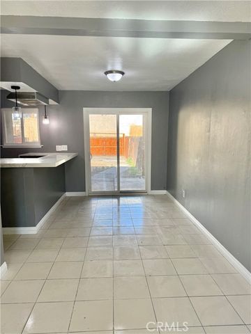 470 W Jackson, Rialto, CA 92376