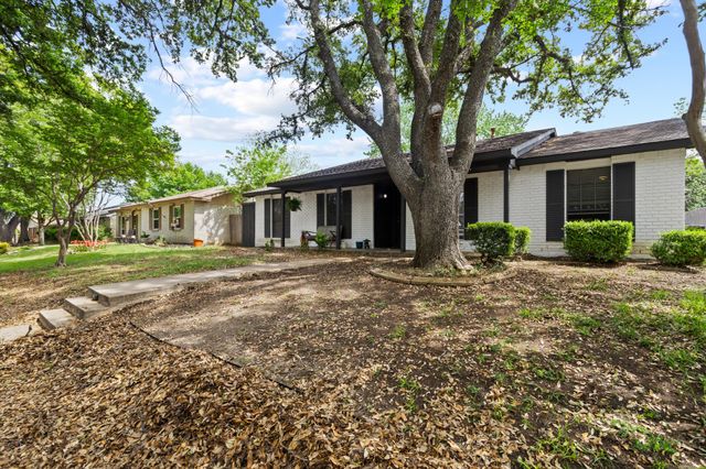 2834 Dove Meadow Drive, Garland, TX 75043