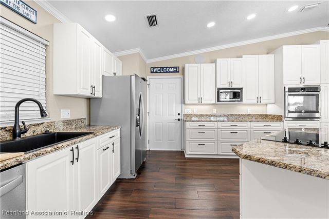 146 Citrus Lakes Drive, Lake Placid, FL 33852