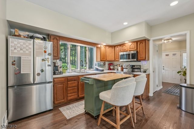 432 Howard Blvd, Mount Arlington Boro, NJ 07856