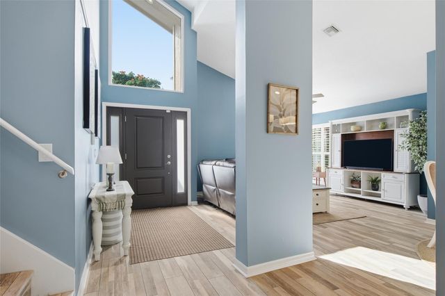 2727 NW Florida Ave, Stuart, FL 34994