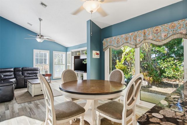 2727 NW Florida Ave, Stuart, FL 34994