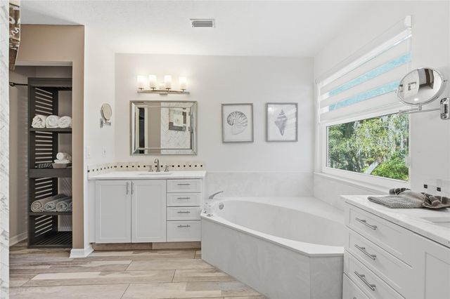 2727 NW Florida Ave, Stuart, FL 34994