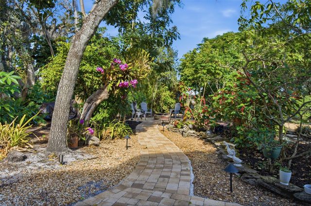 2727 NW Florida Ave, Stuart, FL 34994