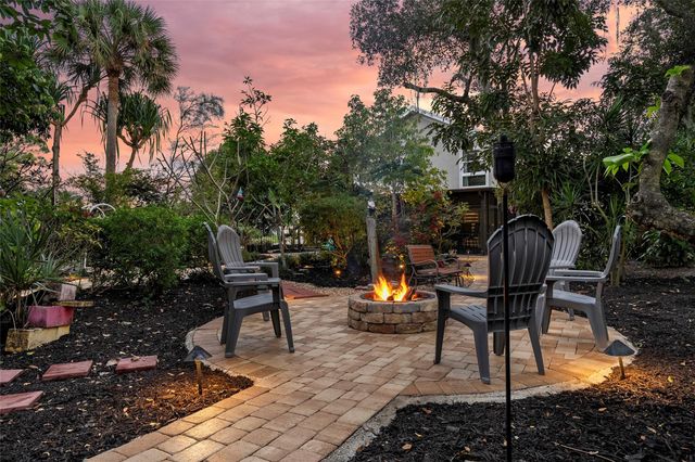 2727 NW Florida Ave, Stuart, FL 34994