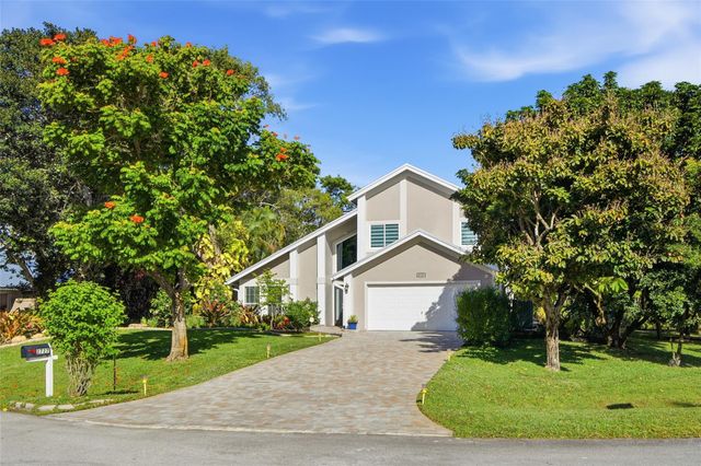 2727 NW Florida Ave, Stuart, FL 34994