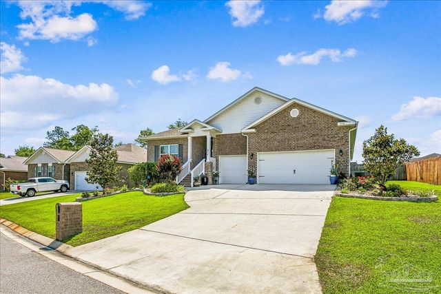 972 Jacobs Way, Cantonment, FL 32533